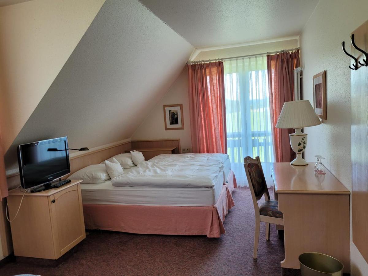 Hotel Sonnenhof Гінтерцартен Номер фото